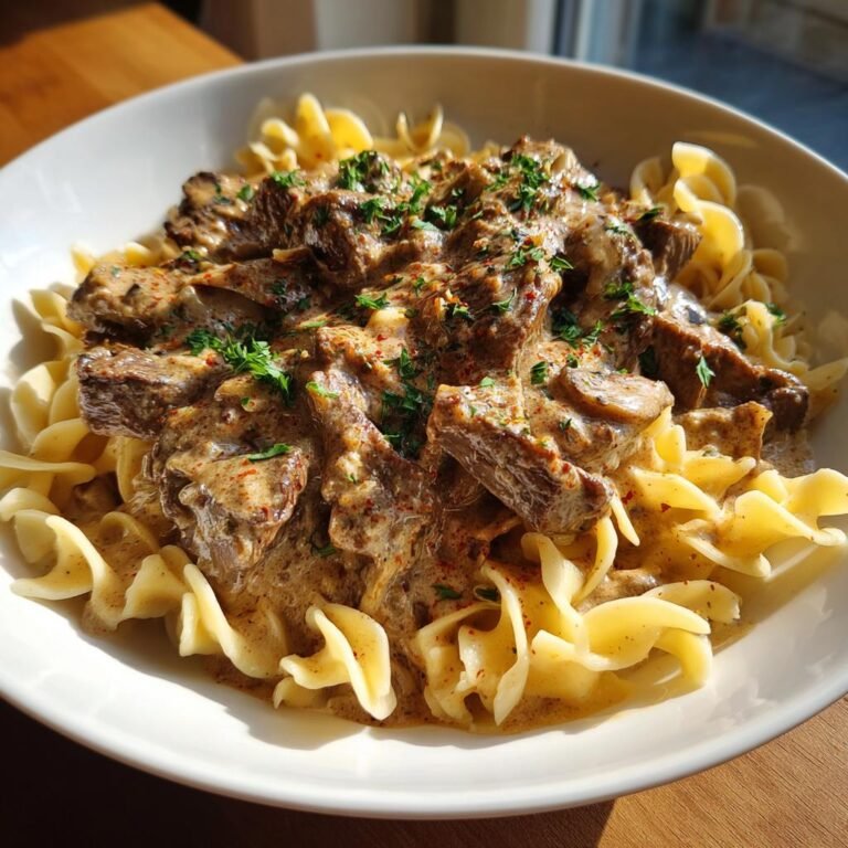 Rinderstroganoff mit Eiernudeln